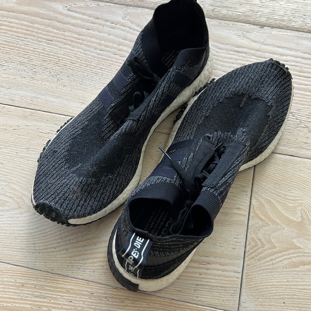 Black Adidas men size 11